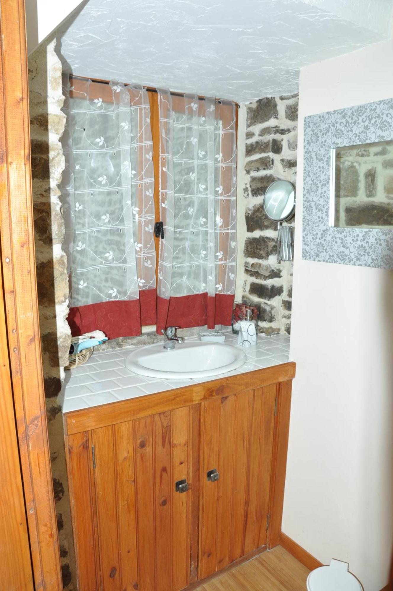 La Ferme De Montaigu Bed & Breakfast Room photo